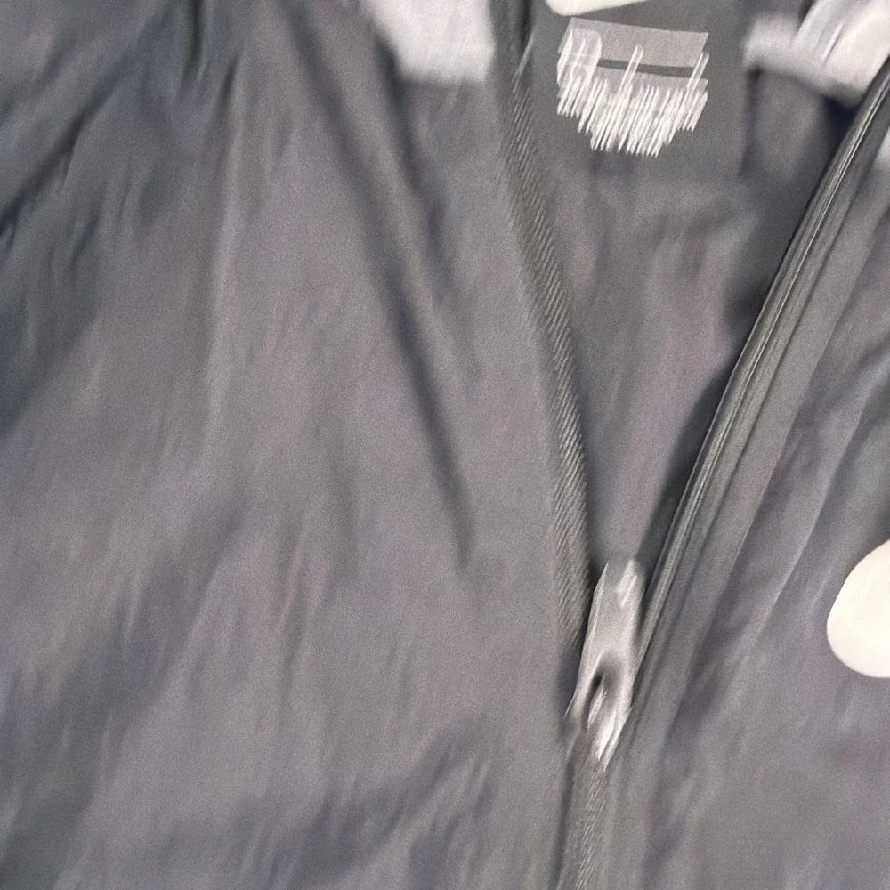 Nike Core Amplifier Jacket Youth Sz L Gray Black Logo Nylon‎ Zip Up BV3646-010